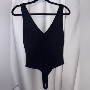 Babaton Black V-Neck Stretch Bodysuit
